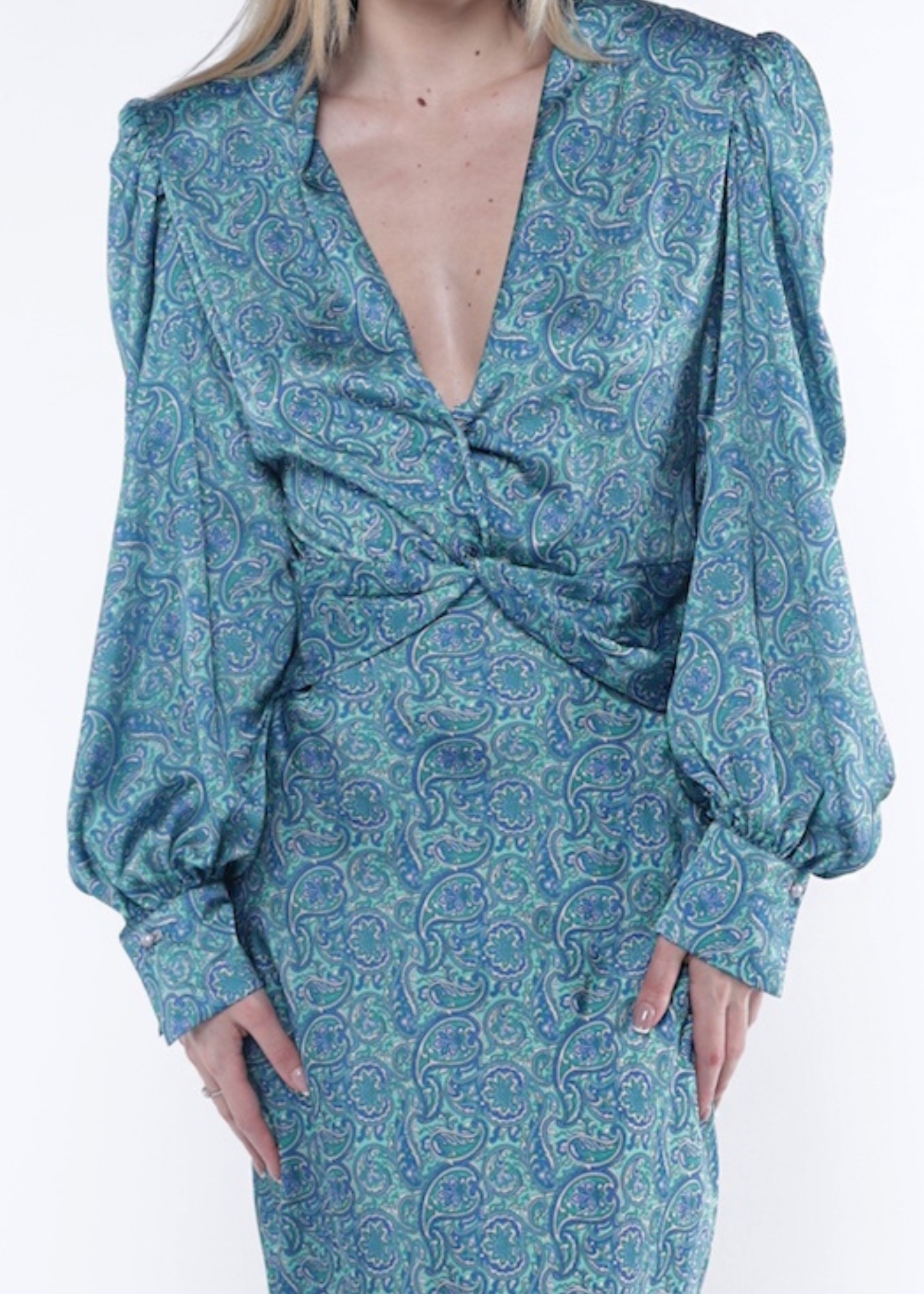 Azure Silk Reverie - Image 2